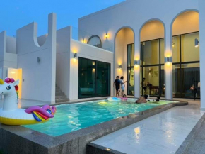 Nacha Pool Villa Cha-am